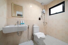 Summer Sea Phi Phi Island