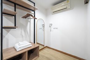 Summer Sea Phi Phi Island