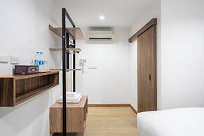 Summer Sea Phi Phi Island