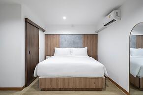 Summer Sea Phi Phi Island