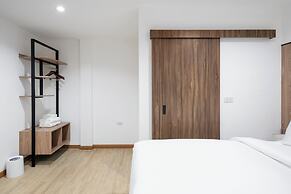 Summer Sea Phi Phi Island