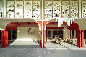 Summer Sea Phi Phi Island