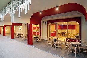 Summer Sea Phi Phi Island