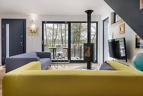 Comfortable Holiday Homes by the Lake, Sauna