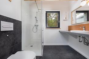 Comfortable Holiday Homes by the Lake, Sauna