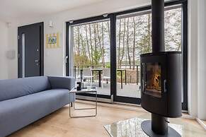 Comfortable Holiday Homes by the Lake, Sauna