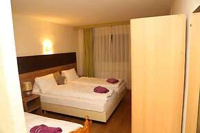Hotel Ora Lake View