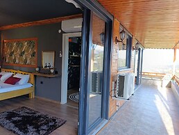 Seyr-i Alem Suite Villa