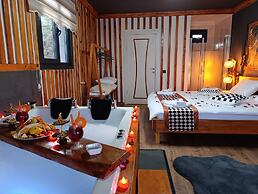 Seyr-i Alem Suite Villa