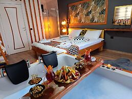 Seyr-i Alem Suite Villa