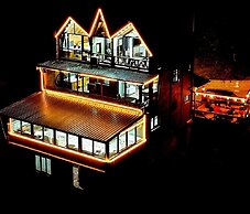 Seyr-i Alem Suite Villa