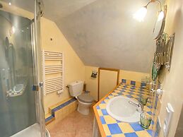 Charming Holiday Home With Garden in the Cotentin