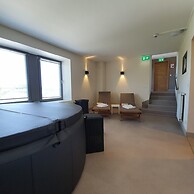 Luxury Family Holiday Home With Wellness