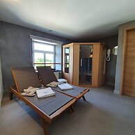 Luxury Family Holiday Home With Wellness