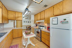 Pet-friendly Hill Country Retreat w/ Deck!