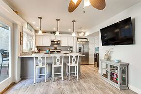 2 Private Outdoor Spaces: Gulf Breeze Townhome!