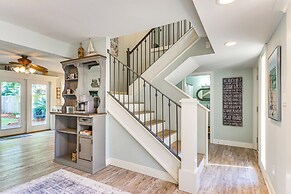 2 Private Outdoor Spaces: Gulf Breeze Townhome!