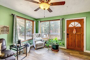 Forest-view Sanctuary: 40 Mi to Big Bear Resort!