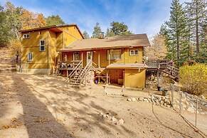 Forest-view Sanctuary: 40 Mi to Big Bear Resort!