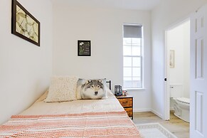 1 Mi to Dtwn Macon: Cozy Home w/ Fenced Yard