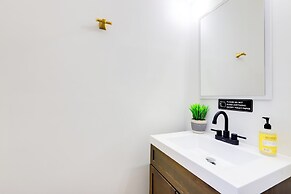 1 Mi to Dtwn Macon: Cozy Home w/ Fenced Yard