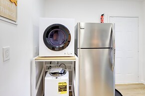 1 Mi to Dtwn Macon: Cozy Home w/ Fenced Yard