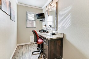 Fenced Yard: Modern Barndominium in Amarillo!