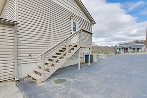 Apt w/ Lake Views - Day Trip to Virginia Tech!