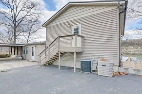 Apt w/ Lake Views - Day Trip to Virginia Tech!