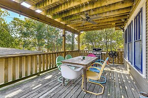 Walk to Soco: Home w/ Decks & City Views in Austin