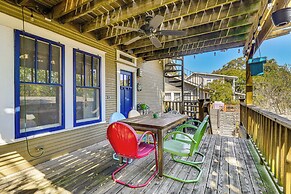 Walk to Soco: Home w/ Decks & City Views in Austin