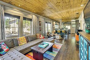 Walk to Soco: Home w/ Decks & City Views in Austin