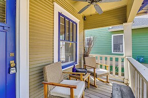 Walk to Soco: Home w/ Decks & City Views in Austin