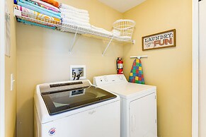 16 Mi to Disney: Home w/ Game Room & Pool