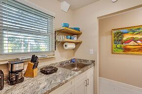 Peaceful Loxahatchee Apartment w/ Covered Porch
