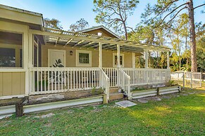 Peaceful Loxahatchee Apartment w/ Covered Porch