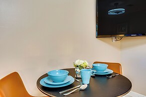 Peaceful Loxahatchee Apartment w/ Covered Porch