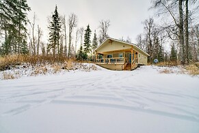 Denali Basecamp: Cozy Talkeetna Chalet w/ Fire Pit