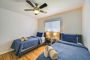 BBQ & Boat Dock: Canal-front Home in Cape Coral!