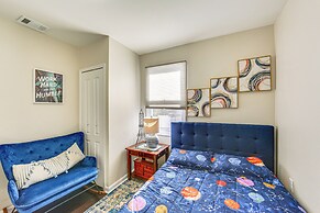 6 Mi to Downtown - Spacious Home in Pittsburgh!