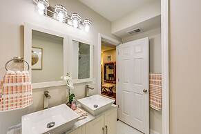 6 Mi to Downtown - Spacious Home in Pittsburgh!