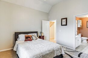 18 Mi to Nashville: Home w/ Patio in Old Hickory