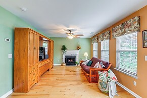 18 Mi to Nashville: Home w/ Patio in Old Hickory