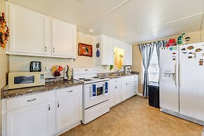 Powderhorn Lake House w/ Grill + Water Views!