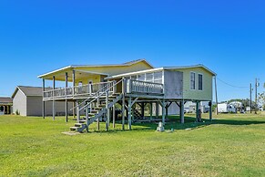 Powderhorn Lake House w/ Grill + Water Views!