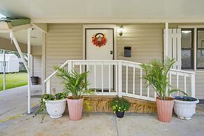 2 Mi to Nicholls State University: Home w/ Yard