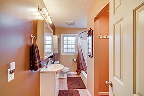 2 Mi to Lake Cumberland Access: Home w/ Grill