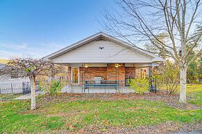 2 Mi to Lake Cumberland Access: Home w/ Grill