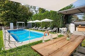 Aristi House in Olimpiada