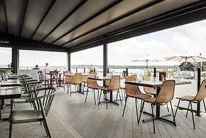 Cosy Cabin Retreat Close to Beaches